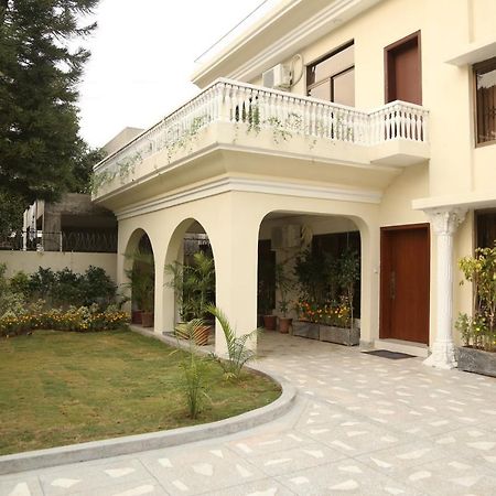 Royal Grace Guest House Islamabad Buitenkant foto