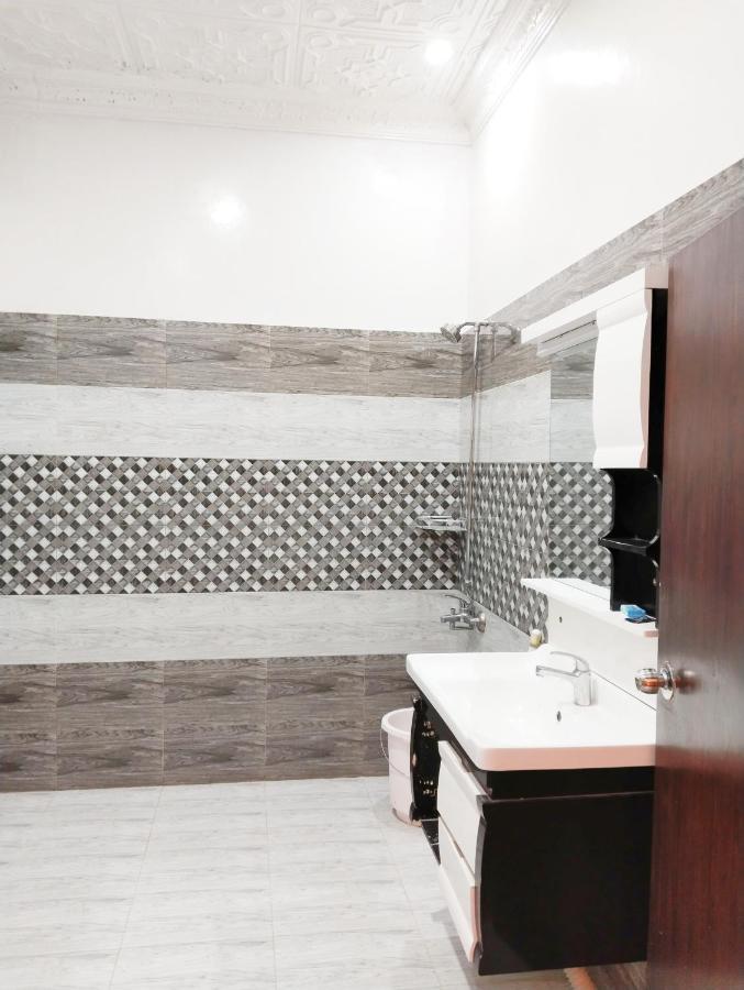Royal Grace Guest House Islamabad Buitenkant foto