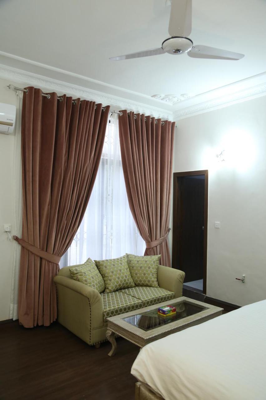 Royal Grace Guest House Islamabad Buitenkant foto