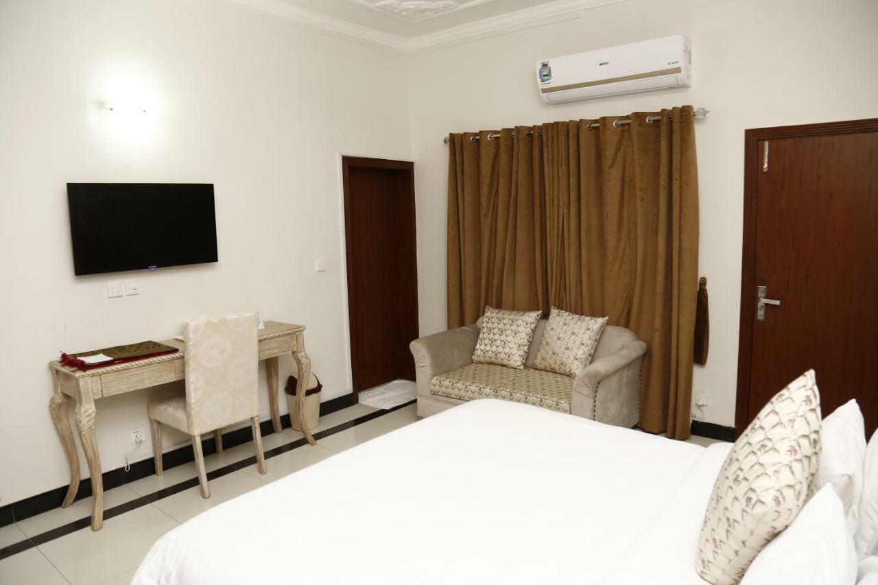 Royal Grace Guest House Islamabad Buitenkant foto