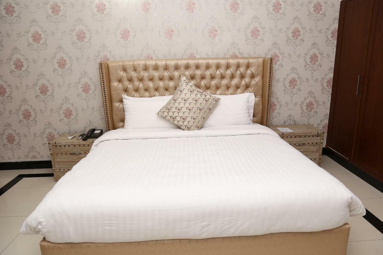 Royal Grace Guest House Islamabad Buitenkant foto